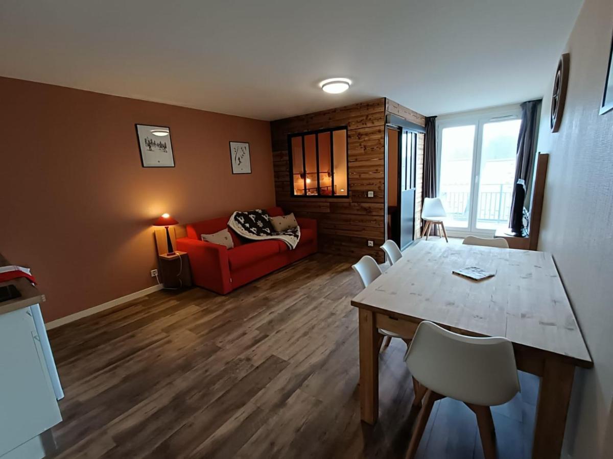 Appartement Fleurs Des Alpes à Les Déserts Extérieur photo