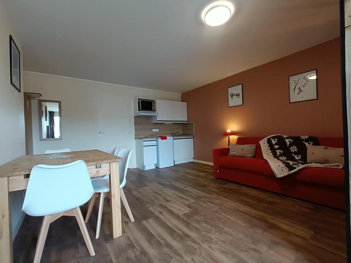 Appartement Fleurs Des Alpes à Les Déserts Extérieur photo